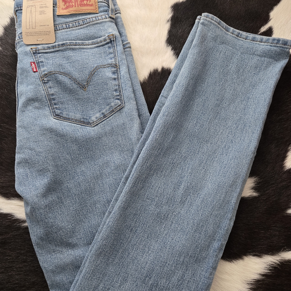 Levi's Women's Classic Blue Straight Leg Jeans